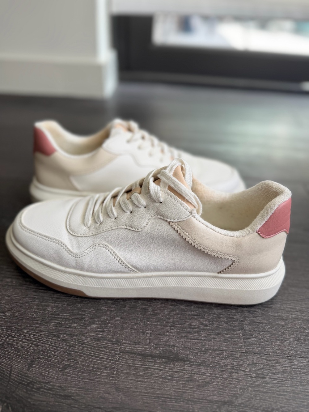 Universal Thread White Sneakers with Pink Heel Accent